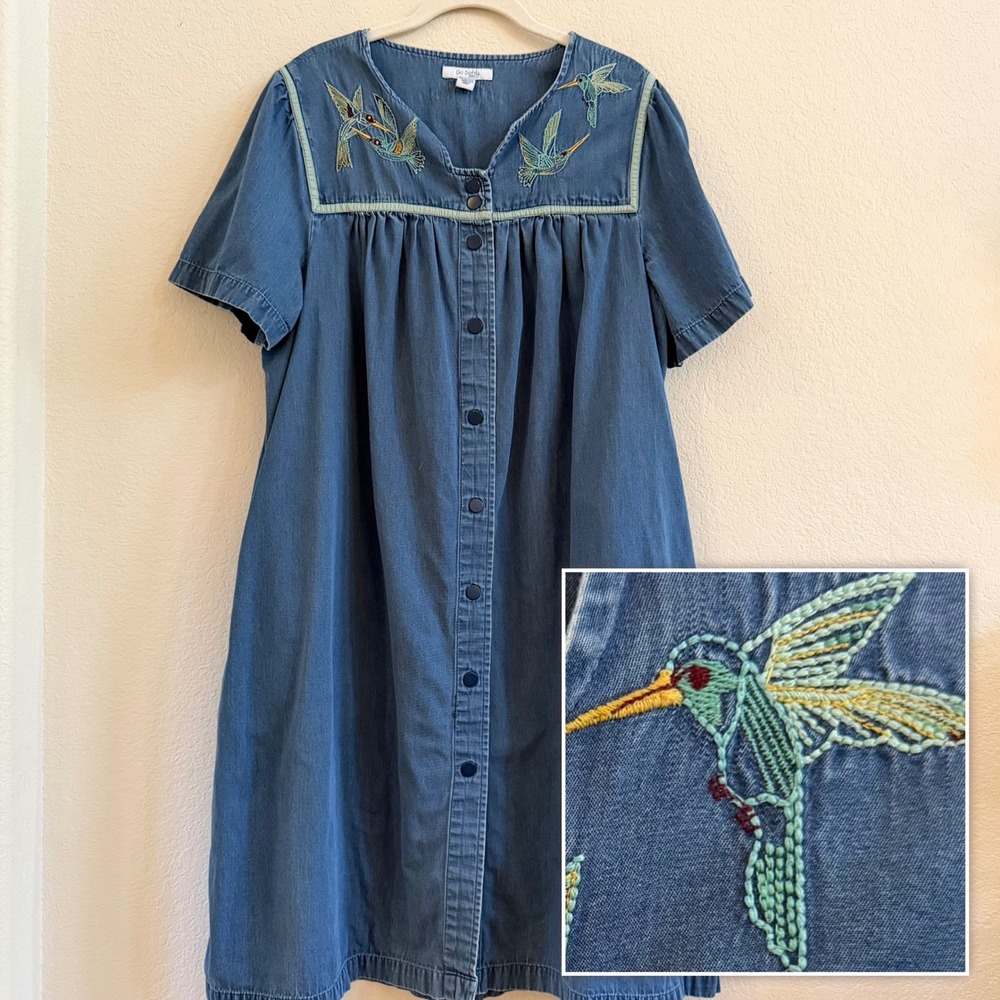 Go Softly Patio Denim Hummingbird Embroidered Snap Front Dress Sz L Muumuu